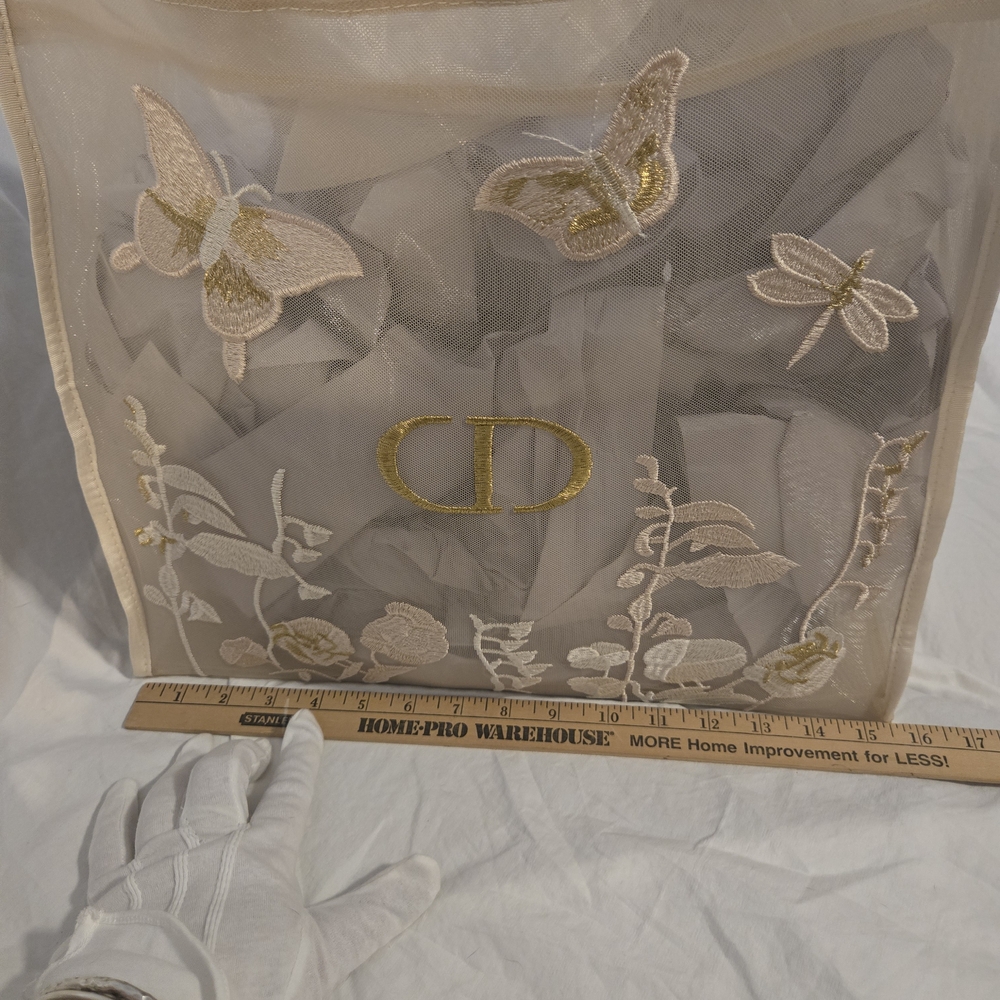 Dior Beige Embroidered Tote with Butterfly Design - Picture 6 of 9